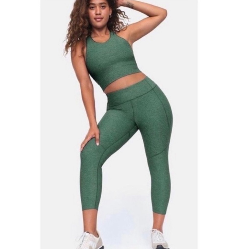 Outdoor Voices Green Capri Leggings